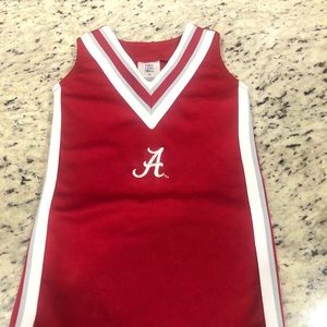 Cheerleading outfit